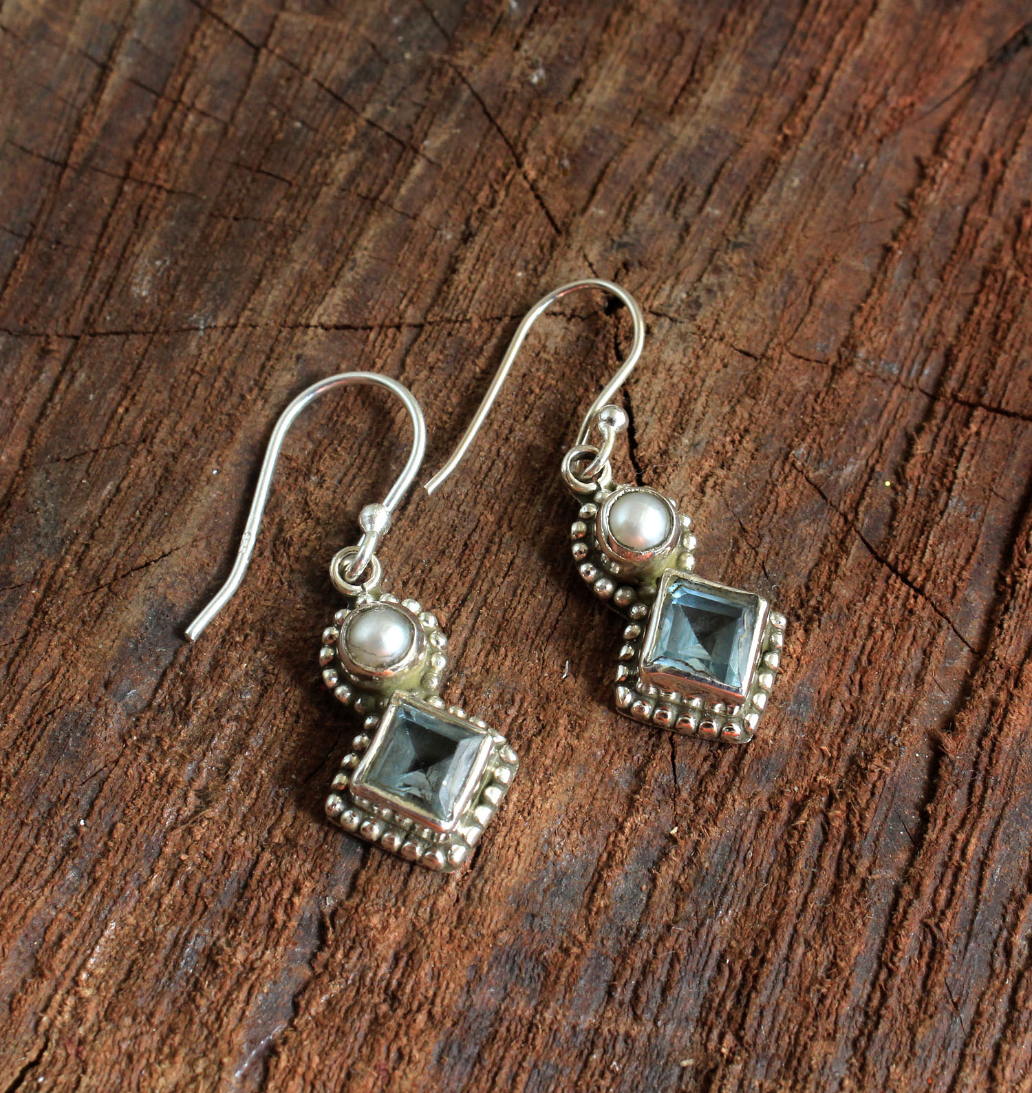 Blue Topaz & Pearl Earring